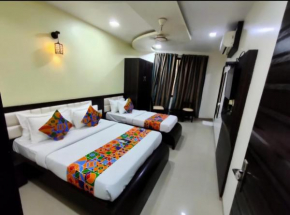 Trendy Hotel Adore Palace - Nearby Mumbai Airport & BKC Visa Consulate